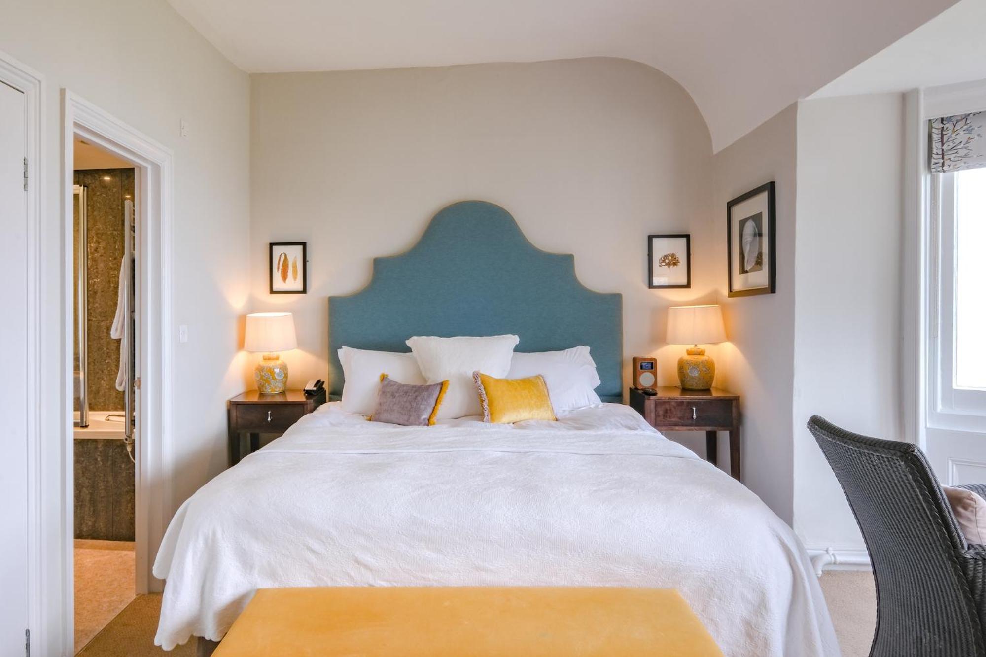Alexandra Hotel & Restaurant ليم ريجيس المظهر الخارجي الصورة